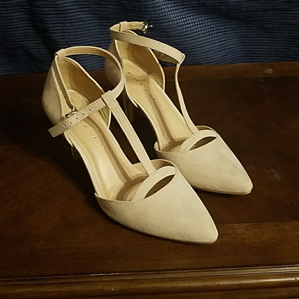 KELLY & KATIE T-Strap Low Heel